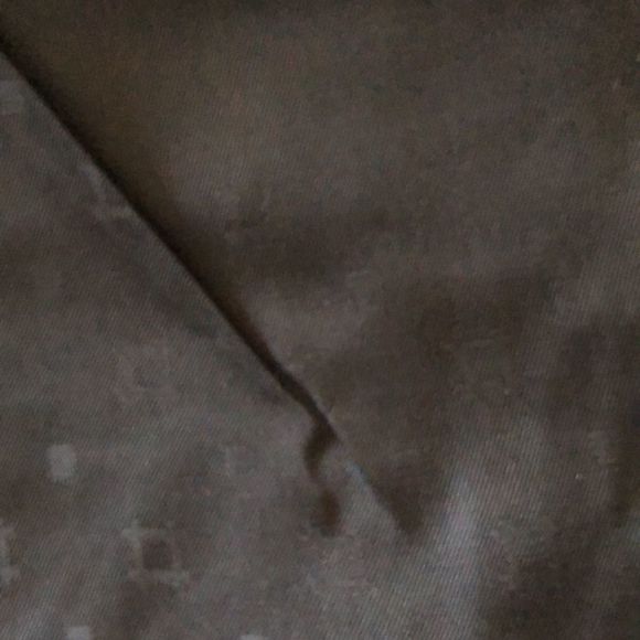 Vintage needlepoint/tapestry black with pink flowers carpet bag - Picture 5 of 10